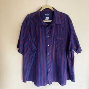 Vintage Men’s Wrangler Western Blue and Red Button Down Shirt